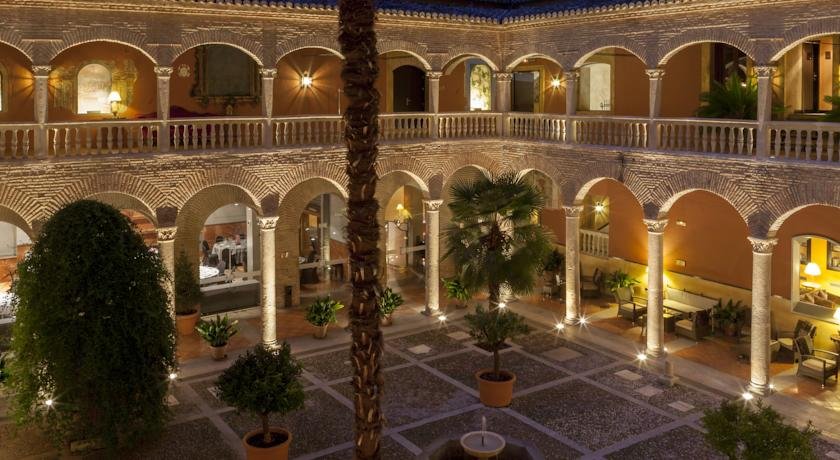 5 Best Places to Stay in Granada: Your Perfect Home Away from Home