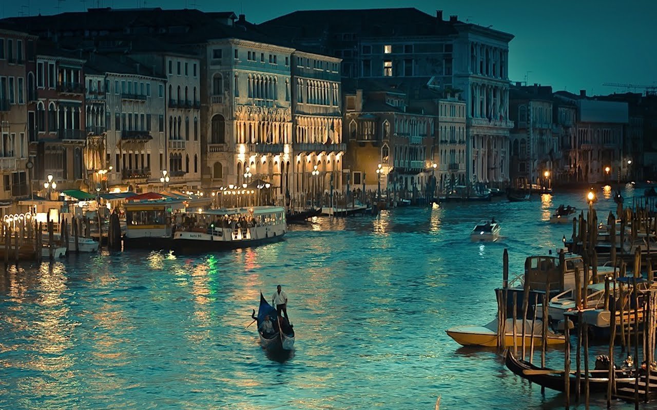 Top 5 Things to Do in Venice: Must-See Attractions and Experiences